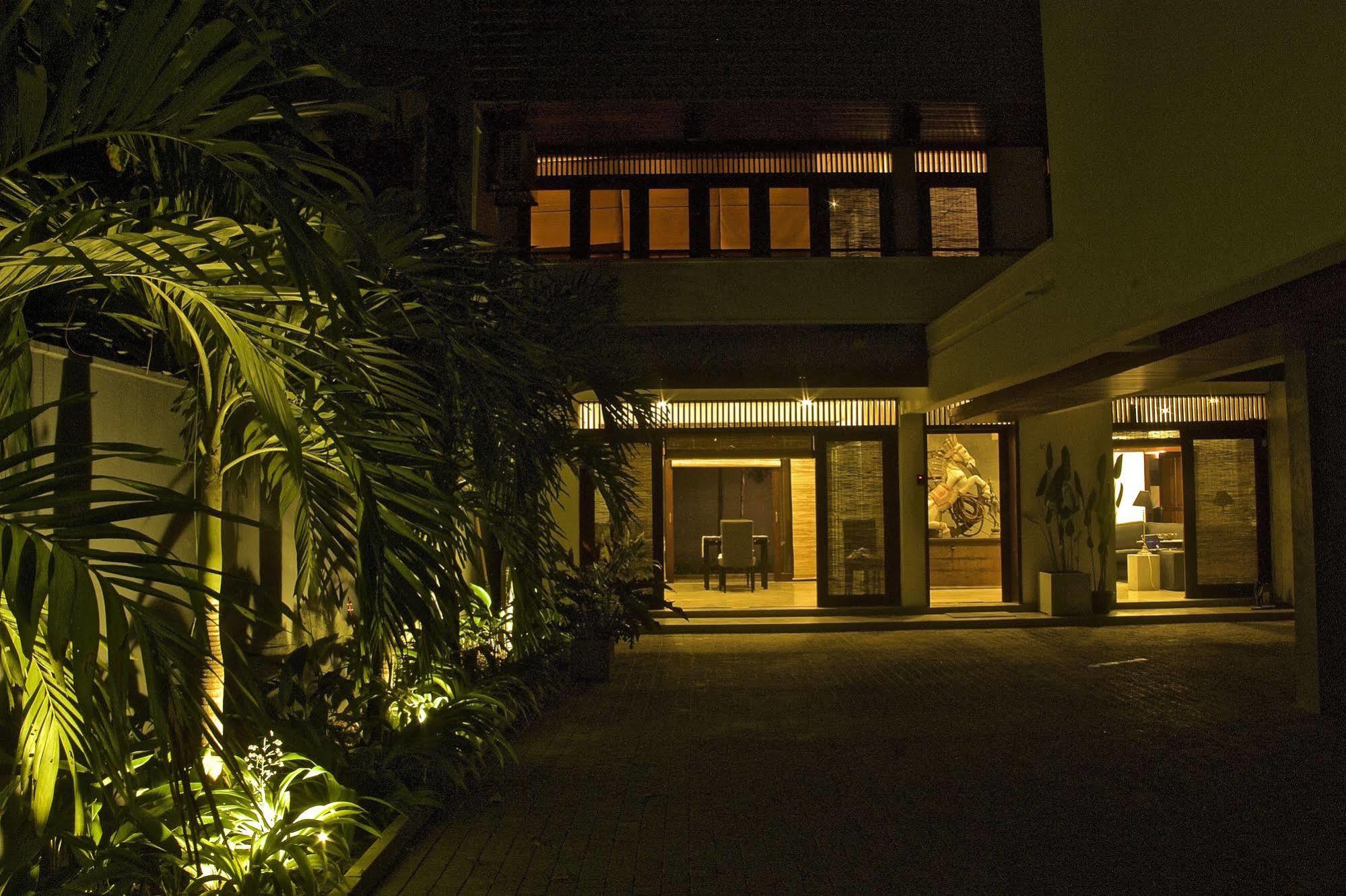 Nivasa Hotel Colombo Luaran gambar